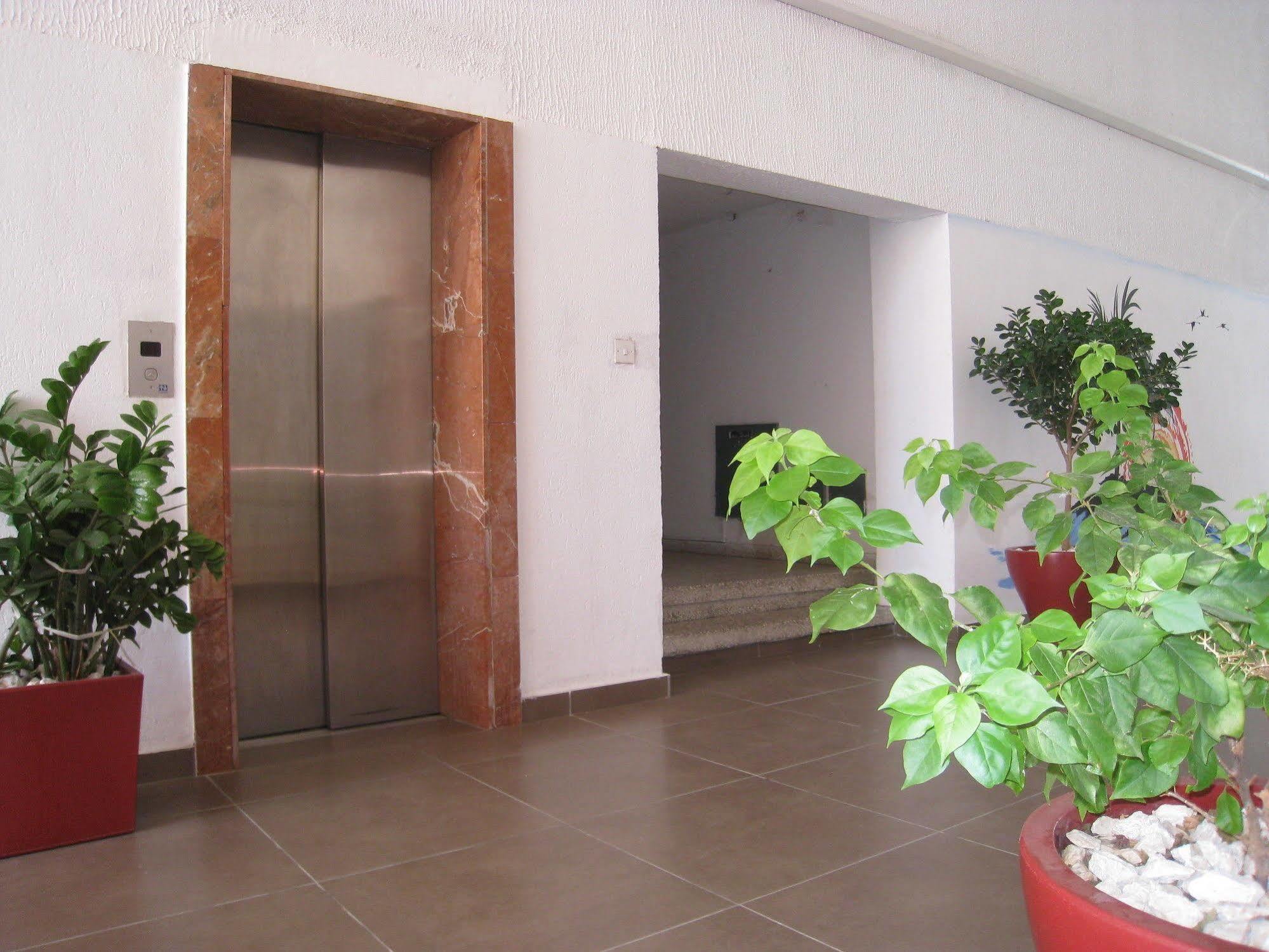 Palm Sea Beach Hotel Apartments لارنكا المظهر الخارجي الصورة